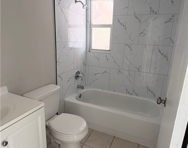 3042 Douglas Avenue - Photo Thumbnail 6