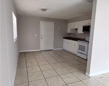 5537 10th Avenue - Photo Thumbnail 5