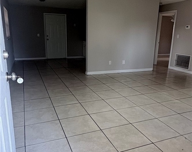 5537 10th Avenue - Photo Thumbnail 1