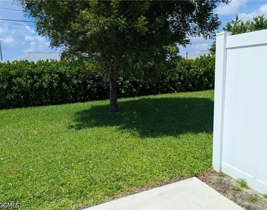 4720 Se 4th Place - Photo Thumbnail 9