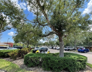 10800 Palazzo Way - Photo Thumbnail 22