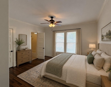404 E 29th - Photo Thumbnail 3