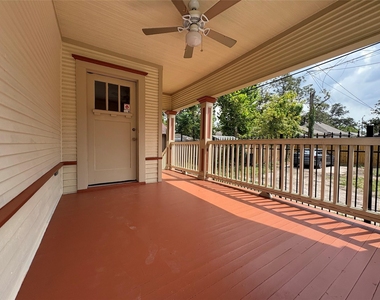 404 E 29th - Photo Thumbnail 8