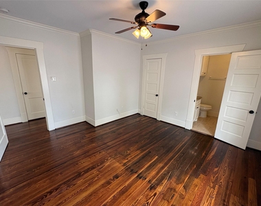 404 E 29th - Photo Thumbnail 17