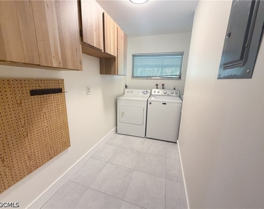 1034 Southdale Road - Photo Thumbnail 11