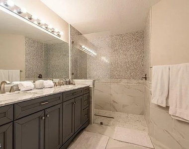 313 Se 23rd Terrace - Photo Thumbnail 24