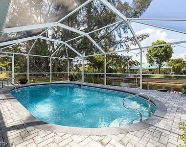313 Se 23rd Terrace - Photo Thumbnail 14
