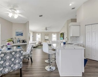 313 Se 23rd Terrace - Photo Thumbnail 6