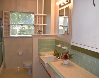 5911 Hornwood Drive - Photo Thumbnail 14