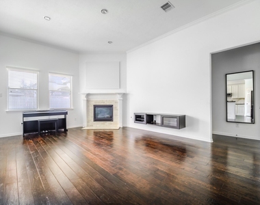 24531 Via Salerno Court - Photo Thumbnail 7