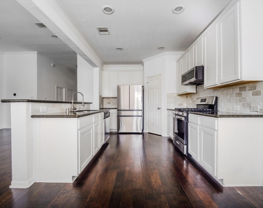 24531 Via Salerno Court - Photo Thumbnail 13