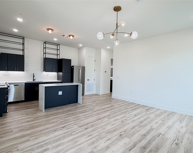 4932 Old Spanish Trail - Photo Thumbnail 4