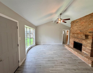 7876 Bender Road - Photo Thumbnail 3