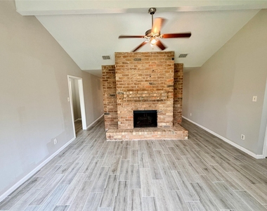 7876 Bender Road - Photo Thumbnail 5