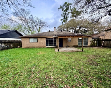 7876 Bender Road - Photo Thumbnail 27