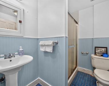 2106 Van Buren Street - Photo Thumbnail 15