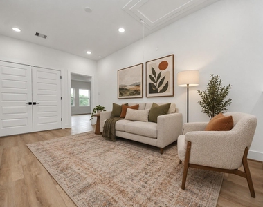 2604 Winbern Street - Photo Thumbnail 19