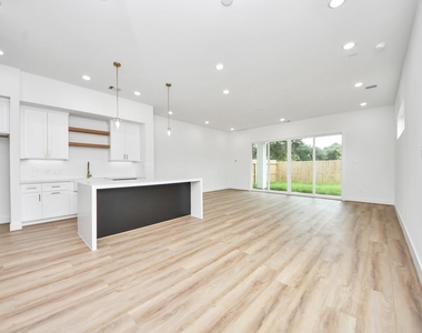 2604 Winbern Street - Photo Thumbnail 4