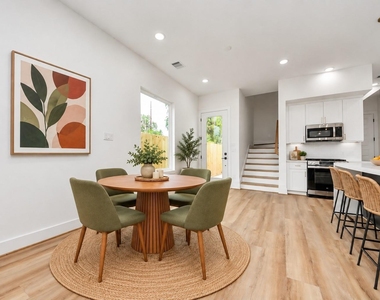 2604 Winbern Street - Photo Thumbnail 9