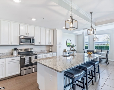 43010 Greenway Boulevard - Photo Thumbnail 7