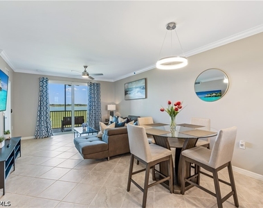 43050 Greenway Boulevard - Photo Thumbnail 3