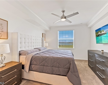 43050 Greenway Boulevard - Photo Thumbnail 7