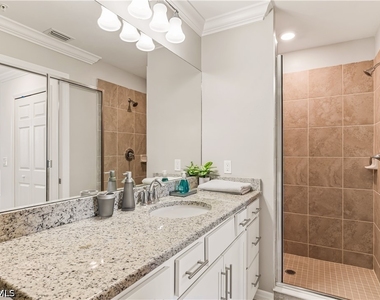 43050 Greenway Boulevard - Photo Thumbnail 8