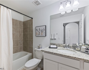 43050 Greenway Boulevard - Photo Thumbnail 11