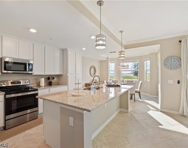 43050 Greenway Boulevard - Photo Thumbnail 5