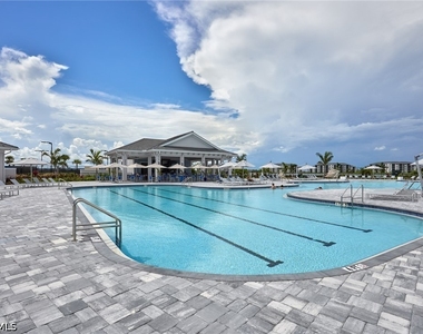 5835 Double Eagle Circle - Photo Thumbnail 32