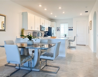 5835 Double Eagle Circle - Photo Thumbnail 4