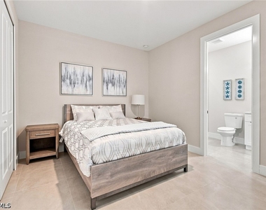 5221 Hickory Wood Drive - Photo Thumbnail 16
