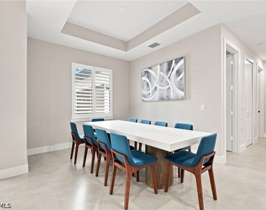 5221 Hickory Wood Drive - Photo Thumbnail 10