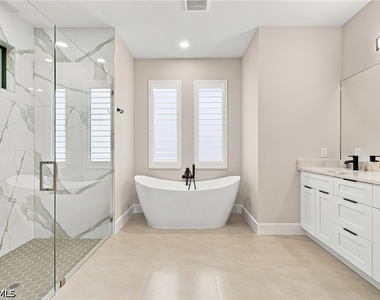 5221 Hickory Wood Drive - Photo Thumbnail 24