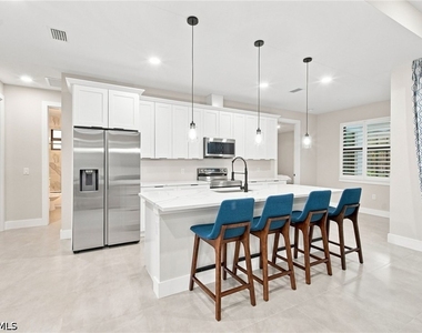 5221 Hickory Wood Drive - Photo Thumbnail 6