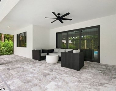 5221 Hickory Wood Drive - Photo Thumbnail 20