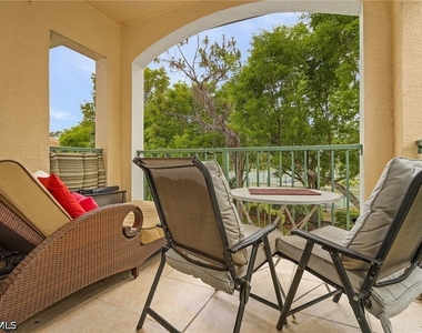 1180 Wildwood Lakes Boulevard - Photo Thumbnail 4