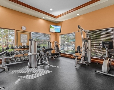 1180 Wildwood Lakes Boulevard - Photo Thumbnail 15
