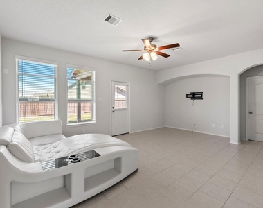 2306 Ocean Pass Lane - Photo Thumbnail 7