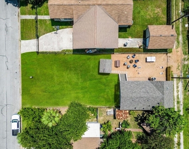 5423 Avenue R - Photo Thumbnail 37