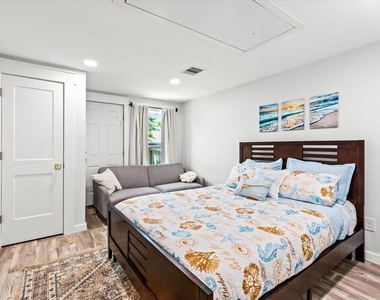 5423 Avenue R - Photo Thumbnail 20