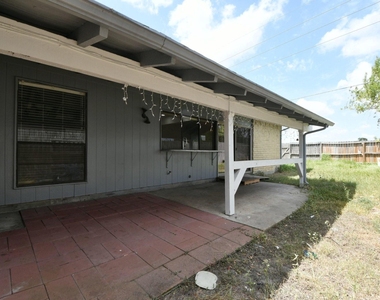4935 Gretna Green Drive - Photo Thumbnail 5