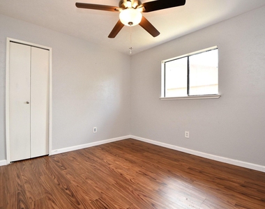 4935 Gretna Green Drive - Photo Thumbnail 16