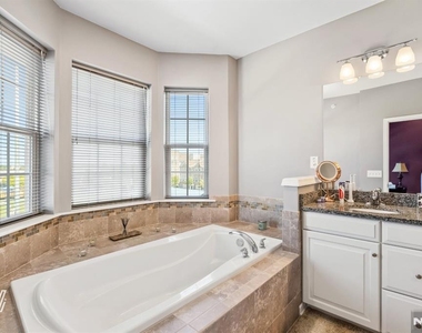 107 Wesmont - Photo Thumbnail 17