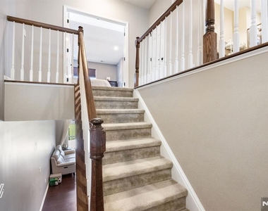 107 Wesmont - Photo Thumbnail 13