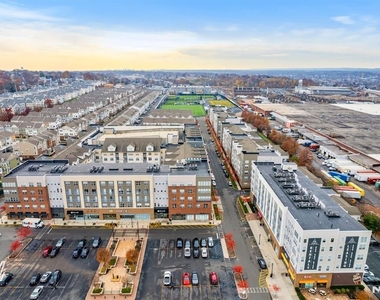 107 Wesmont - Photo Thumbnail 32