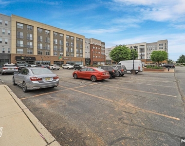 107 Wesmont - Photo Thumbnail 33