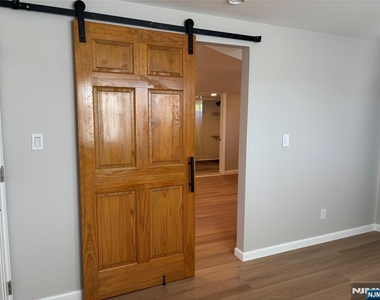 45 Fairmount - Photo Thumbnail 7