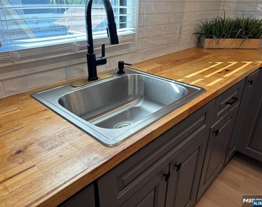 45 Fairmount - Photo Thumbnail 12