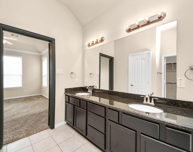 3058 Winterberry Lane - Photo Thumbnail 9
